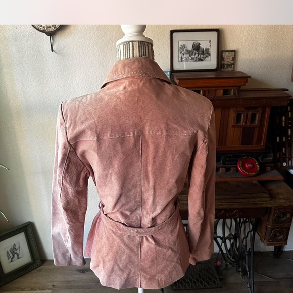 Women's Pink Genuine Leather Suede Jacket - Picture 4 of 7